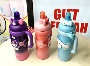 SANIRO MY MELODY WATER BOTTLE