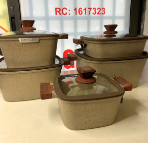 Brown UCC LIFE non stick pot